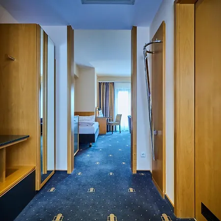 Theresientor 4* Straubing