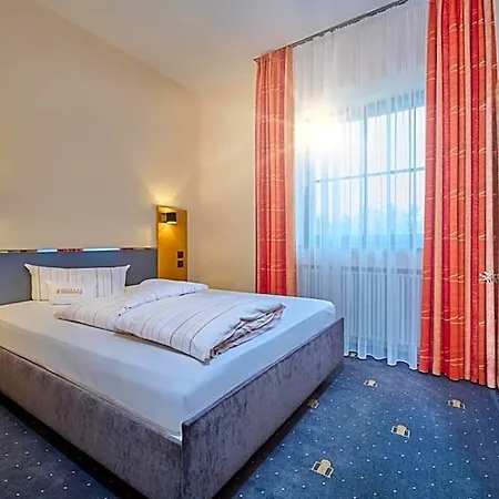 Theresientor 4* Straubing