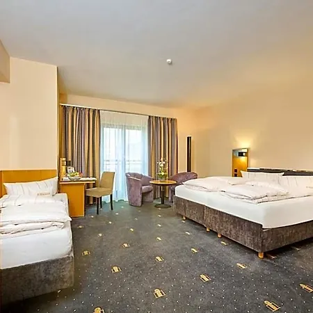 Theresientor 4* Straubing