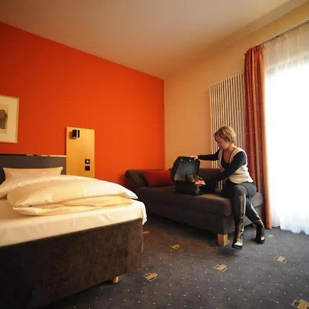 Theresientor Otel 4*